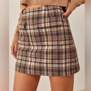 Looking for this reformation skirt, size 0